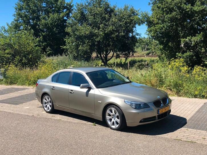 BMW 523i  dealer onderhouden, Auto's, BMW, Particulier, 5-Serie, ABS, Adaptieve lichten, Airbags, Airconditioning, Alarm, Bluetooth