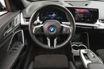 BMW iX1 xDrive30 M Sport / Panoramadak / Sportstoelen / Adap, Gebruikt, Zwart, Met garantie (alle), 24 min