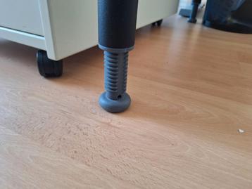 Mooi ikea bureau 160bx80d wit goede staat - afbeelding 4