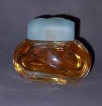 Mooie parfum mini -  Estee lauder knowing, Ophalen of Verzenden, Zo goed als nieuw, Miniatuur, Gevuld