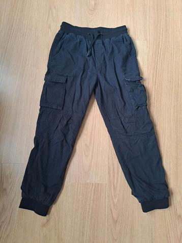 GEVOERDE CARGOBROEK ZWART - maat 164 beschikbaar voor biedingen