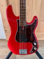 Sire Marcus Miller P5-4 – Daytona Red – met pick up upgrade, Muziek en Instrumenten, Snaarinstrumenten | Gitaren | Bas, Ophalen of Verzenden