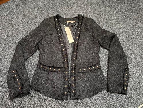 Nieuw zwart tweed jasjemet klein glittertje maat 36, Kleding | Dames, Jasjes, Kostuums en Pakken, Nieuw, Jasje, Maat 36 (S), Zwart