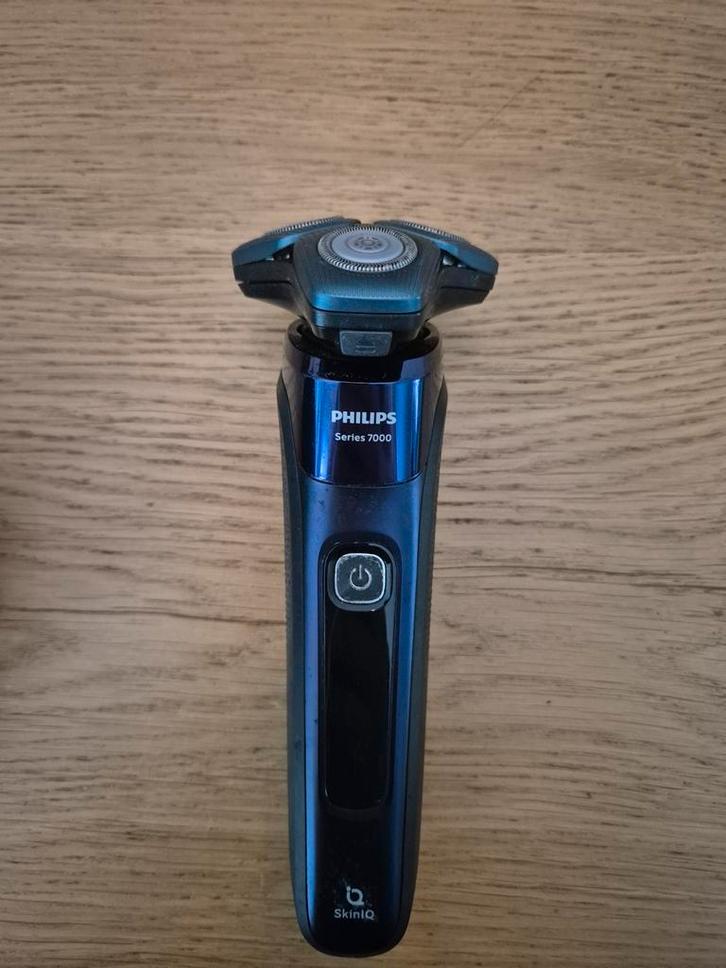 Philips S7000 Scheerapparaat + Accessoires, Witgoed en Apparatuur, Persoonlijke-verzorgingsapparatuur, Zo goed als nieuw, Scheren en Epileren