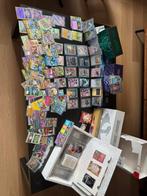 Complete verzameling pokemon ( pikachu van gogh ), Hobby en Vrije tijd, Verzamelkaartspellen | Pokémon, Ophalen of Verzenden, Zo goed als nieuw