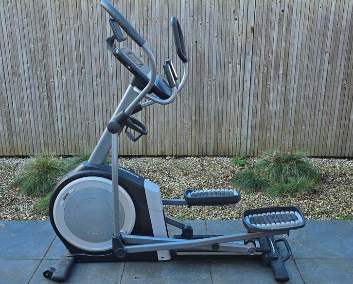 NordicTrack Commercial 12.9 crosstrainer, Sport en Fitness, Fitnessapparatuur, Zo goed als nieuw, Crosstrainer, Ophalen