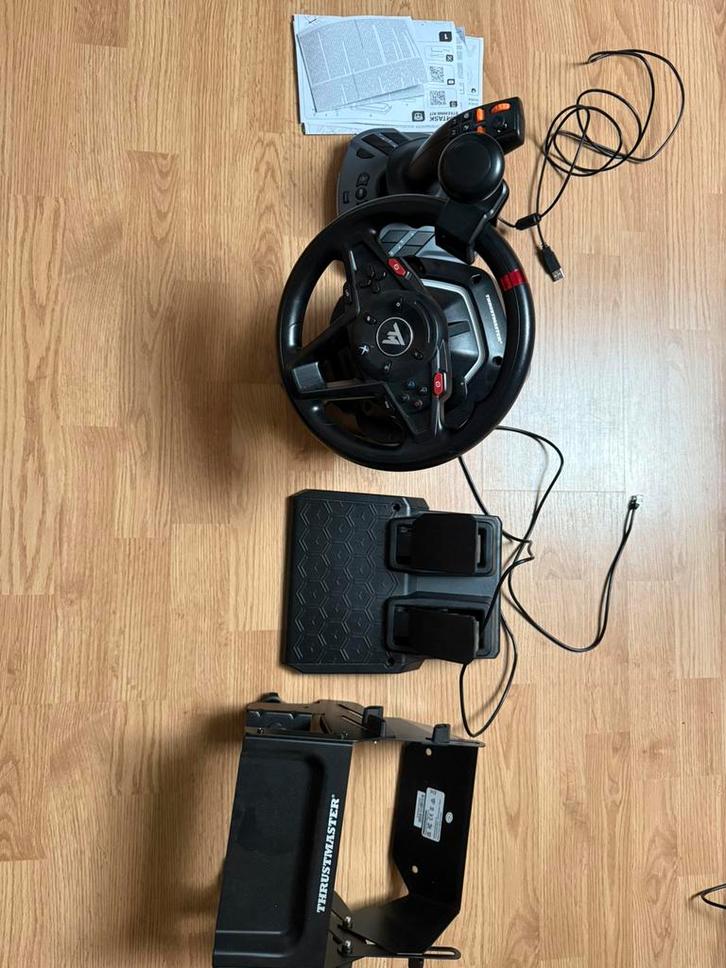 Thrustmaster T128 SimTask Pack met racestuur en FarmStick, Spelcomputers en Games, Spelcomputers | Overige, Zo goed als nieuw