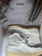 Diadora Heritage wit. Maat 44 hoge Diadora basket Used, Kleding | Heren, Schoenen, Ophalen, Zo goed als nieuw, Diadora, Wit