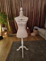 Paspop Vrouw (S), Ophalen, Paspop