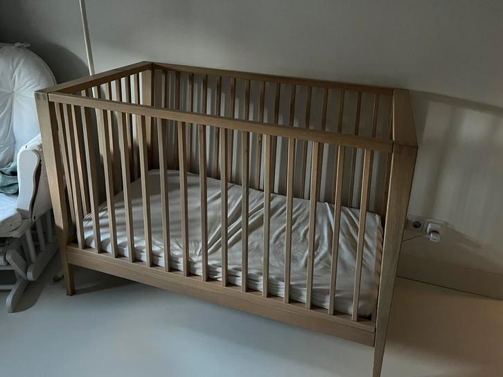 Leander Linea Ledikant, Commode & Kledingkast, Kinderen en Baby's, Kinderkamer | Complete kinderkamers, Zo goed als nieuw, Ophalen