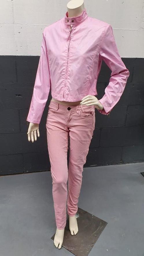 Lakjasje Foxy, roze, nepleer look. Maat S, maat 36. S25, Kleding | Dames, Jassen | Zomer, Gedragen, Maat 36 (S), Roze, Ophalen of Verzenden