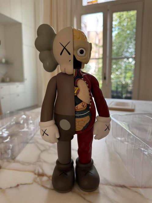 KAWS open edition Brown Flayed, Antiek en Kunst, Kunst | Designobjecten, Ophalen of Verzenden