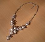 Set ketting en oorbellen met grote witte parels en strass, Ophalen of Verzenden