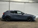 Mazda 3 2.0 e-SkyActiv-X M Hybrid 180 Luxury | LED | Lederen, Auto's, Mazda, Gebruikt, 4 cilinders, Met garantie (alle), 179 pk