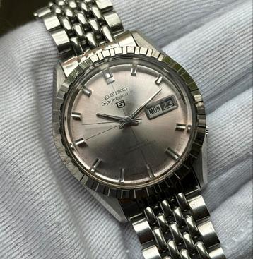 Seiko 5 sportsmatic beschikbaar voor biedingen