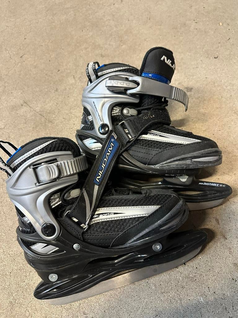 Nijdam schaatsen verstelbaar maat 30 tm 33, Sport en Fitness, Schaatsen, Ophalen of Verzenden, Zo goed als nieuw, IJshockeyschaatsen