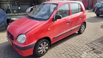 Hyundai Atos 2001 1.0 12v G4HC Rood TR onderdelen beschikbaar voor biedingen