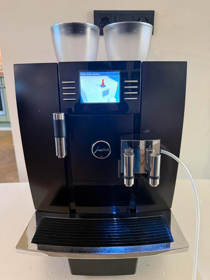 Jura GIGA X8c Gereviseerd - Pianozwart - 6 mnd Garantie, Witgoed en Apparatuur, Koffiezetapparaten, Refurbished, Koffiebonen, Espresso apparaat