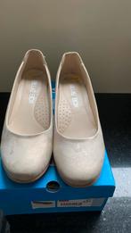 Blue Box zgan Dames Pump Schoenen mt 37 hakje 4 cm, Blue Box, Pumps, Beige, Ophalen of Verzenden