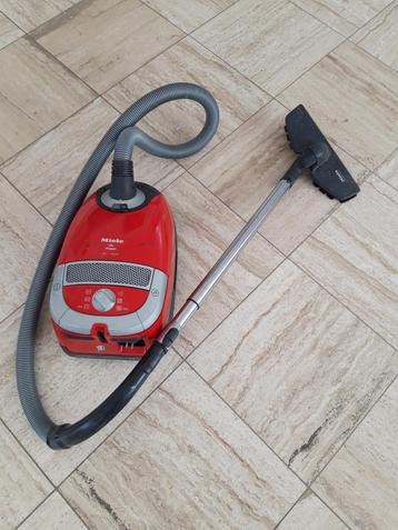 Miele S5 Power Stofzuiger beschikbaar voor biedingen