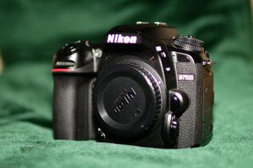 Nikon D7500 beschikbaar voor biedingen