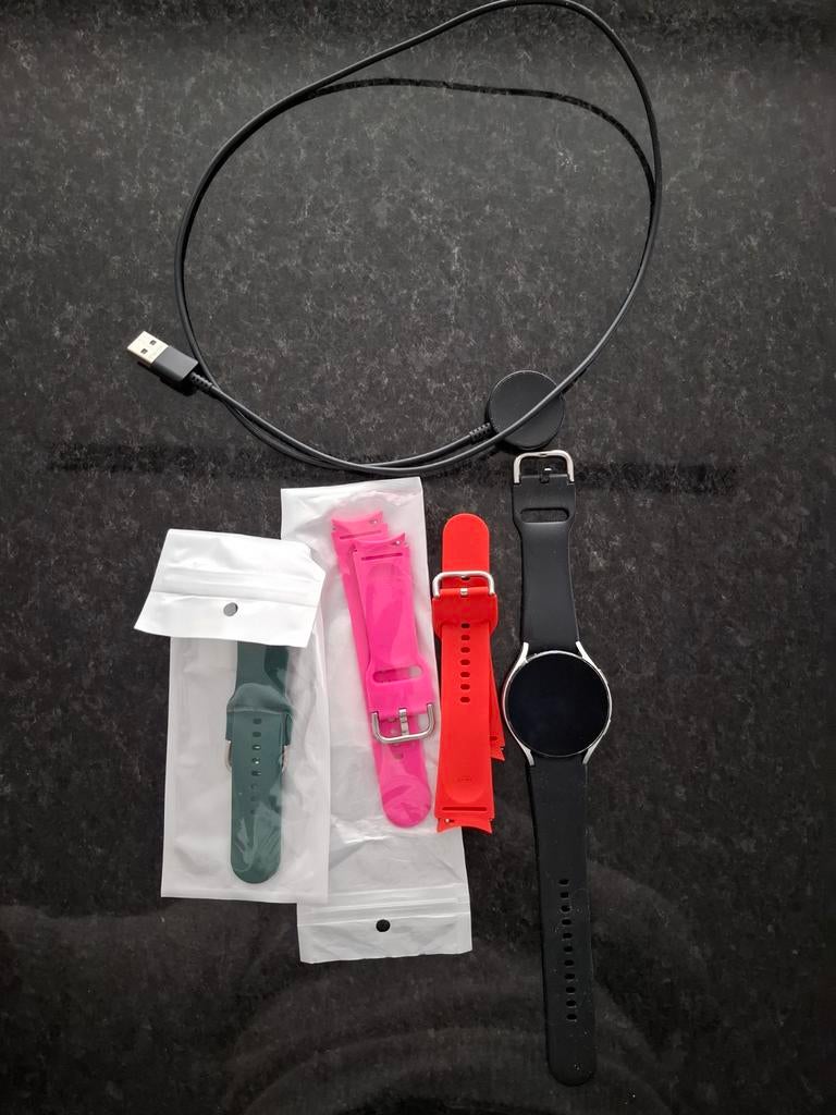 Samsung smartwatch 4, Sport en Fitness, Hartslagmeters, Ophalen of Verzenden, Nieuw, Overige merken