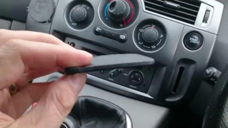 Renault extra autosleutel kaart nodig met inleren op je auto, Auto diversen, Overige Auto diversen, Ophalen