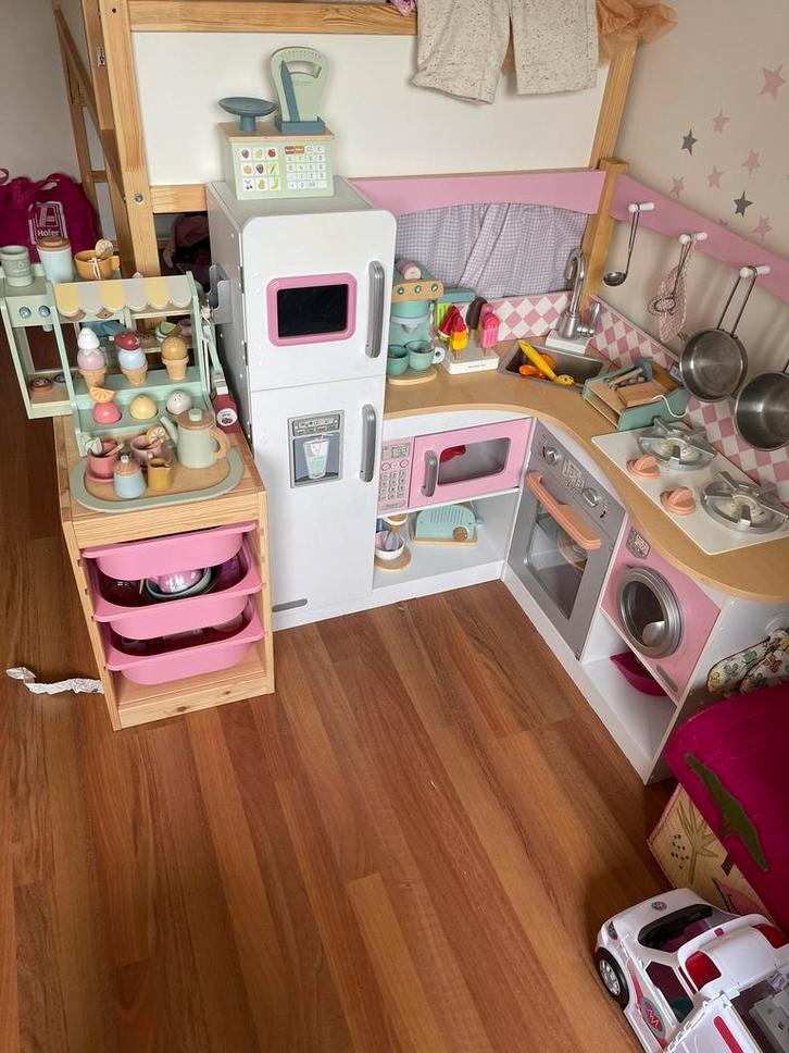 Speelkeuken met heel veel toebehoren, Kinderen en Baby's, Speelgoed | Speelkeukens, Zo goed als nieuw, Hout, Ophalen