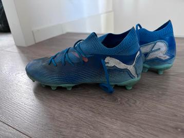 Puma Voetbalschoenen Maat 37 beschikbaar voor biedingen