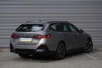 BMW i5 Touring Touring eDrive40 M Sportpakket Pro | Comfort, Auto's, BMW, Automaat, 510 min, Zwart, Met garantie (alle)