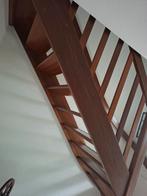 Te koop hardhouten trap in goede staat, Doe-het-zelf en Verbouw, Ladders en Trappen, Ophalen of Verzenden, Gebruikt, 2 tot 4 meter