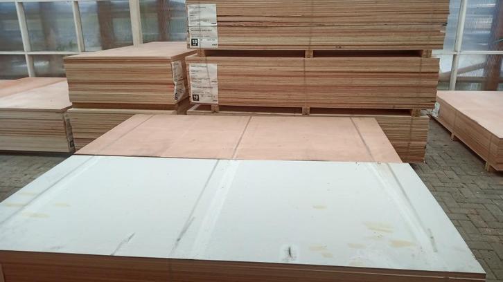 restpartij/fabrieksmatige B-KEUS  okume/okume-populier, Doe-het-zelf en Verbouw, Platen en Panelen, Multiplex, Ophalen