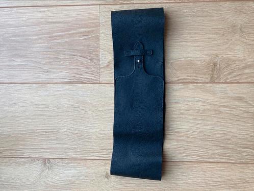 Zwarte brede riem speciaal voor mij gemaakt, als nieuw!, Kleding | Dames, Riemen en Ceinturen, Zo goed als nieuw, Tailleriem, 100 cm of meer
