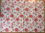 STENZO BIZZKIDS mooie NIEUWE witte + rode stof bloemen, Hobby en Vrije tijd, Stoffen en Lappen, Wit, Nieuw, Ophalen of Verzenden