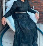 Zwarte galajurk in maat 44, Kleding | Dames, Gelegenheidskleding, Galajurk, Zwart, Maat 42/44 (L), Ophalen of Verzenden
