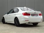 BMW 3-serie 316i Executive * PDC * VERW. STOELEN * LM VELGEN, 1360 kg, Euro 5, Zwart, 4 cilinders