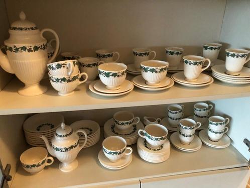 Wedgwood Stratford, Huis en Inrichting, Keuken | Servies, Zo goed als nieuw, Compleet servies, Wedgwood, Porselein, Ophalen
