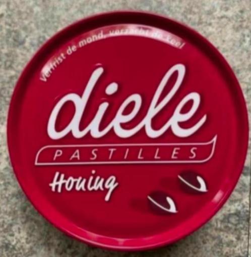 Rood rond blikje Diele pastilles Honing; 7,5 cm doorsnee, Verzamelen, Blikken, Zo goed als nieuw, Ophalen of Verzenden
