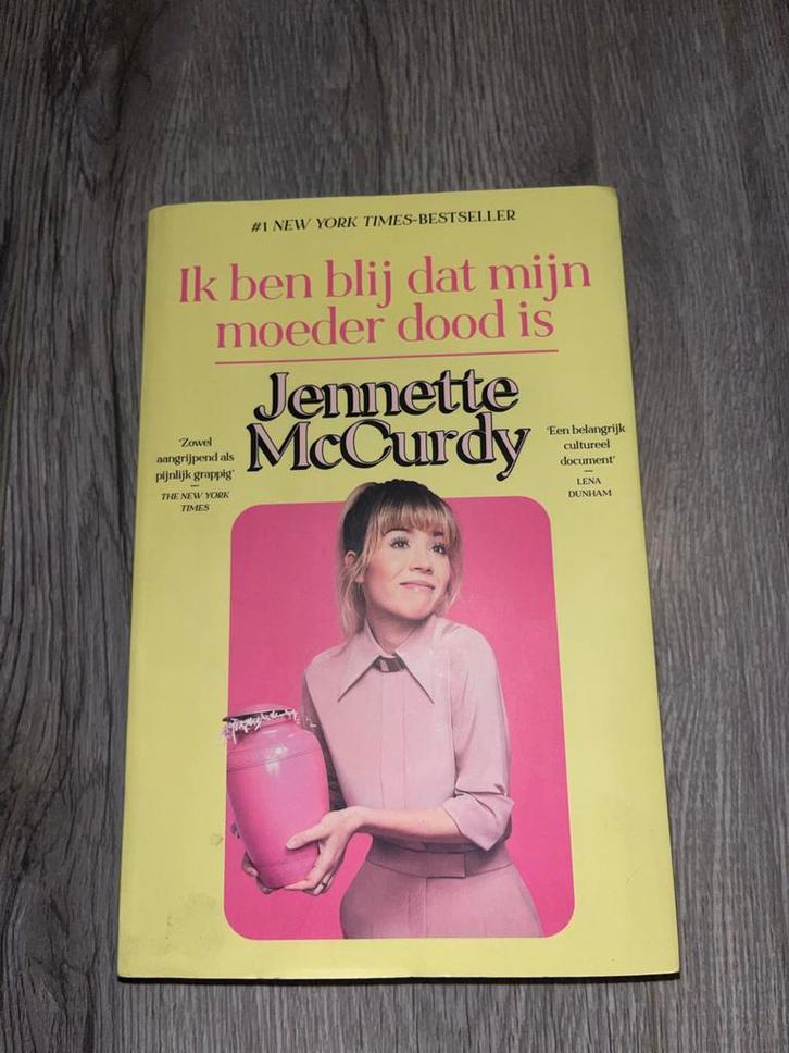 Ik ben blij dat mijn moeder dood is - Jennette McCurdy, Boeken, Biografieën, Zo goed als nieuw, Film, Tv en Media, Ophalen of Verzenden