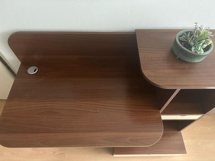 Bureau, Huis en Inrichting, Bureaus, Zo goed als nieuw, Ophalen