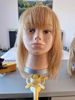 Halflang ,donkerblond gebruikt haarwerk van echt haar, Sieraden, Tassen en Uiterlijk, Uiterlijk | Haarverzorging, Ophalen of Verzenden