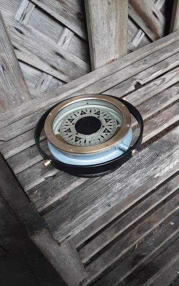 Scheepskompas beschikbaar voor biedingen