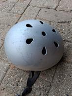 Kinder helm grijs, Fietsen en Brommers, Fietsaccessoires | Fietshelmen, Gebruikt, M, Jongen of Meisje, Ophalen of Verzenden