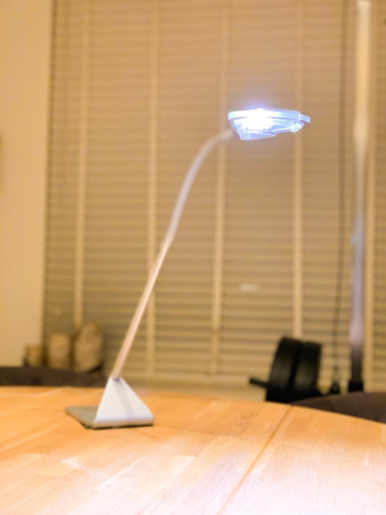 Luceplan D61 Mix Design Lampje Bureaulamp Tafellamp NP € 380, Ophalen, Zo goed als nieuw, Metaal, Modern