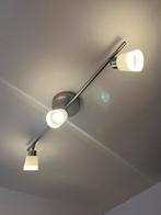 Plafondlamp met 3 spots in goede staat!, Huis en Inrichting, Lampen | Spots, Gebruikt, Ophalen of Verzenden, Metaal of Aluminium
