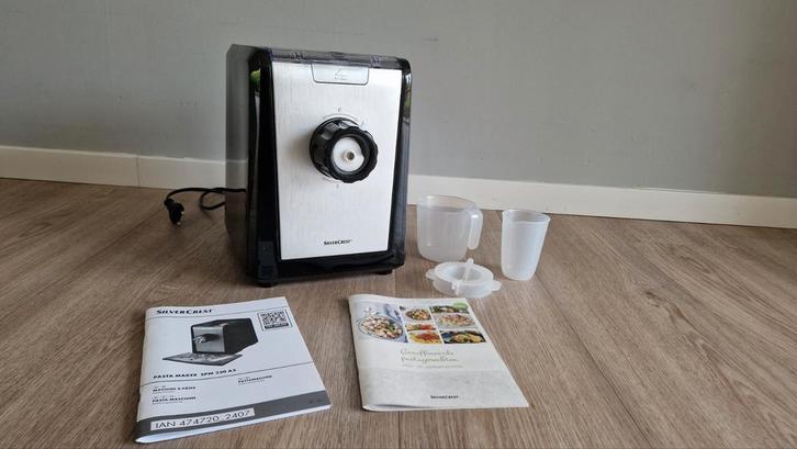 Pastamaker silvercrest SPM220 A2 - weinig gebruikt, Huis en Inrichting, Keuken | Keukenbenodigdheden, Zo goed als nieuw, Ophalen of Verzenden