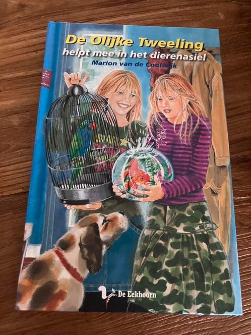 De olijke tweeling helpt mee in het dierenasiel, Boeken, Kinderboeken | Jeugd | 10 tot 12 jaar, Zo goed als nieuw, Ophalen of Verzenden