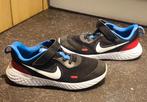 Nike Revolution maat 34, Ophalen, Zo goed als nieuw, Jongen of Meisje, Sportschoenen