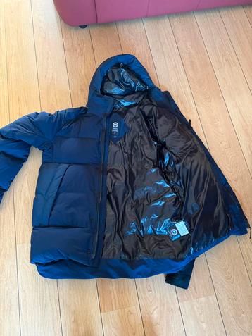 Canada Goose Puffer Jacket beschikbaar voor biedingen