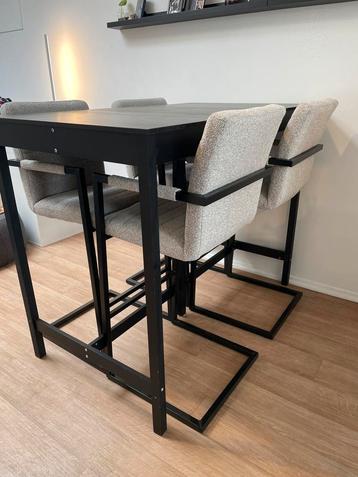 Moderne bartafel incl. 4x barstoelen | barkrukken | Bouclé beschikbaar voor biedingen
